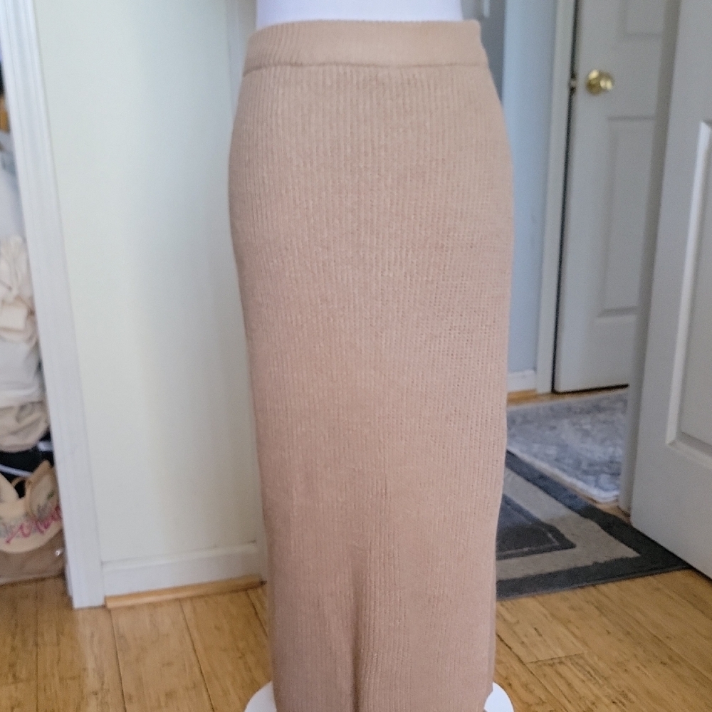 Miou Muse Elegant Tan Knit Skirt